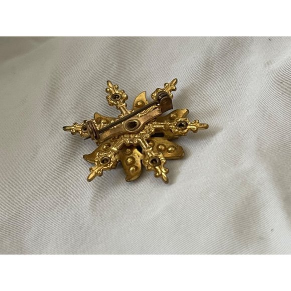 Vintage Green / Clear Rhinestone Gold Tone Snowflake/Floral Brooch - Picture 7 of 10